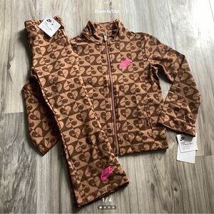 Nike girls Tracksuit size 5(NWT) ~PRICE IS FIRM, NO OFFERS~